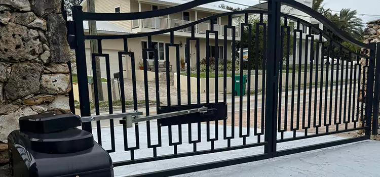 Swing Gate Opener with Keypad Eagle